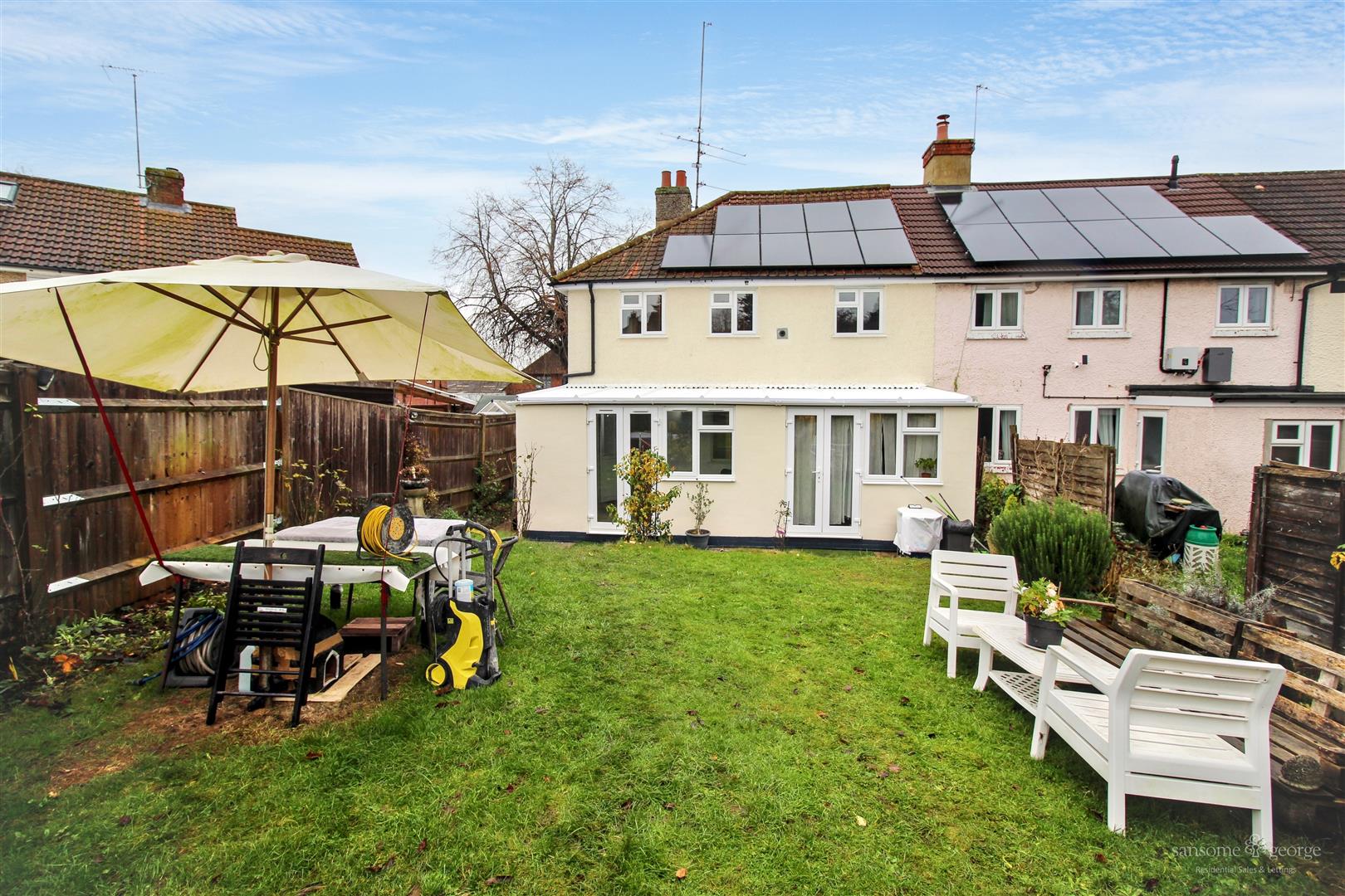 3 bed property in Oxford Road, Reading